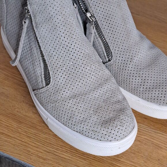 Steve Madden Women 9.5 Caliber Wedge Ankle Sneaker Gray Bootie Leather - Picture 10 of 11